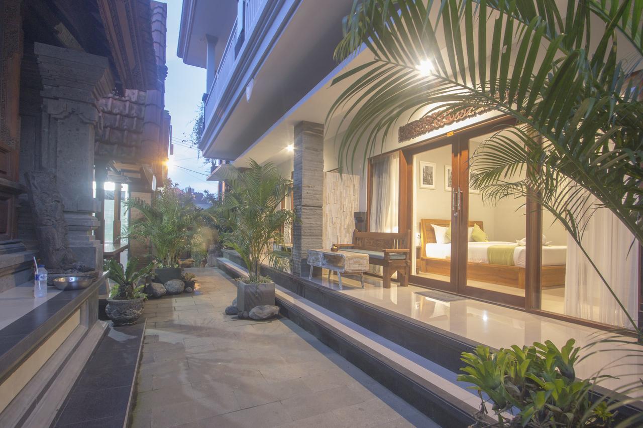 Hotel Nang Ade House Ubud Esterno foto