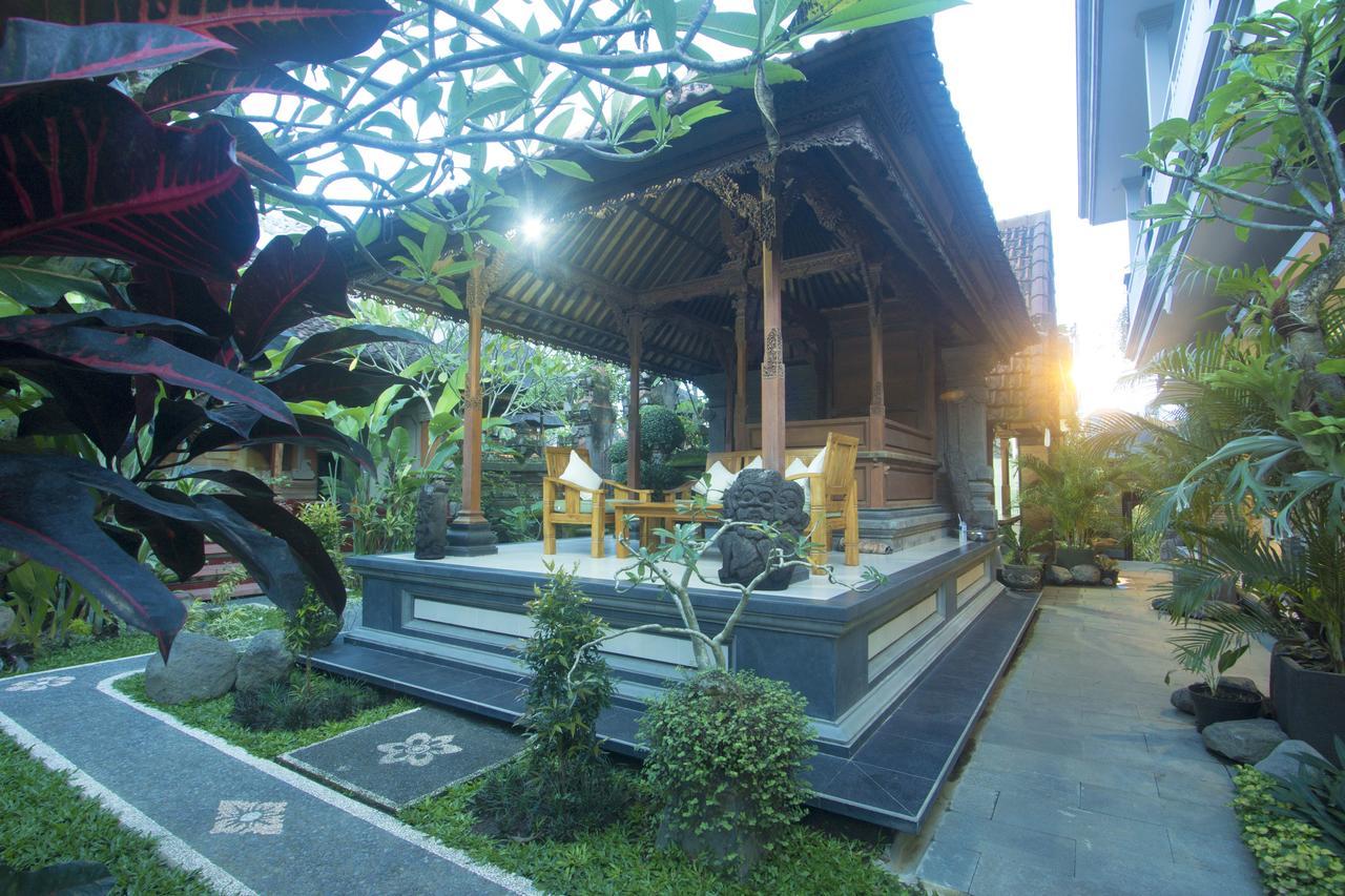 Hotel Nang Ade House Ubud Esterno foto