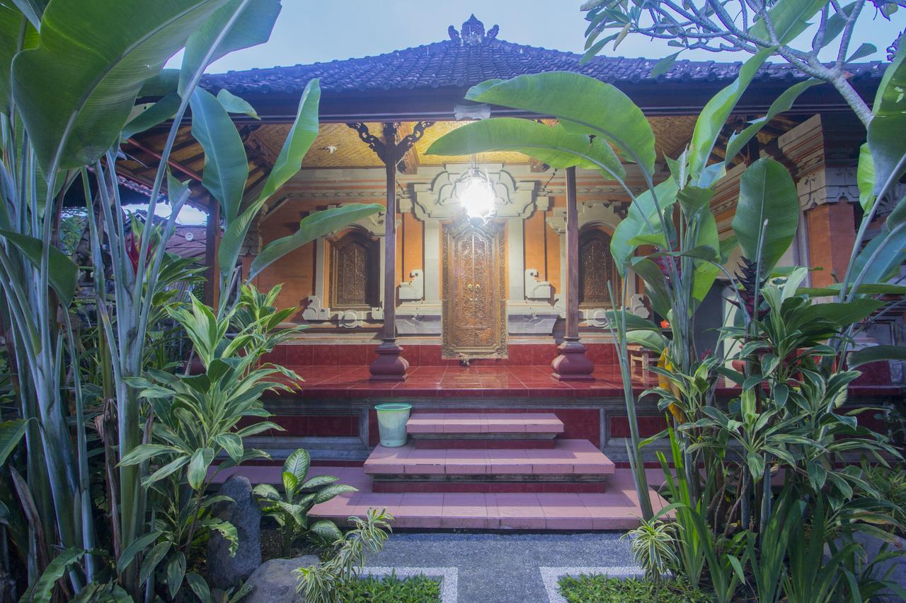 Hotel Nang Ade House Ubud Esterno foto